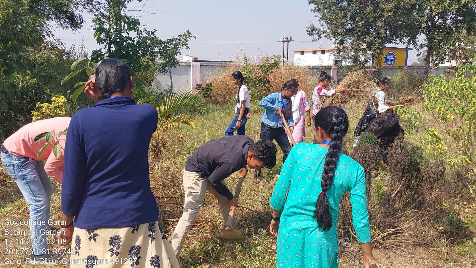 Botanical Garden Cleanness Program - Photo Govt. college Gurur