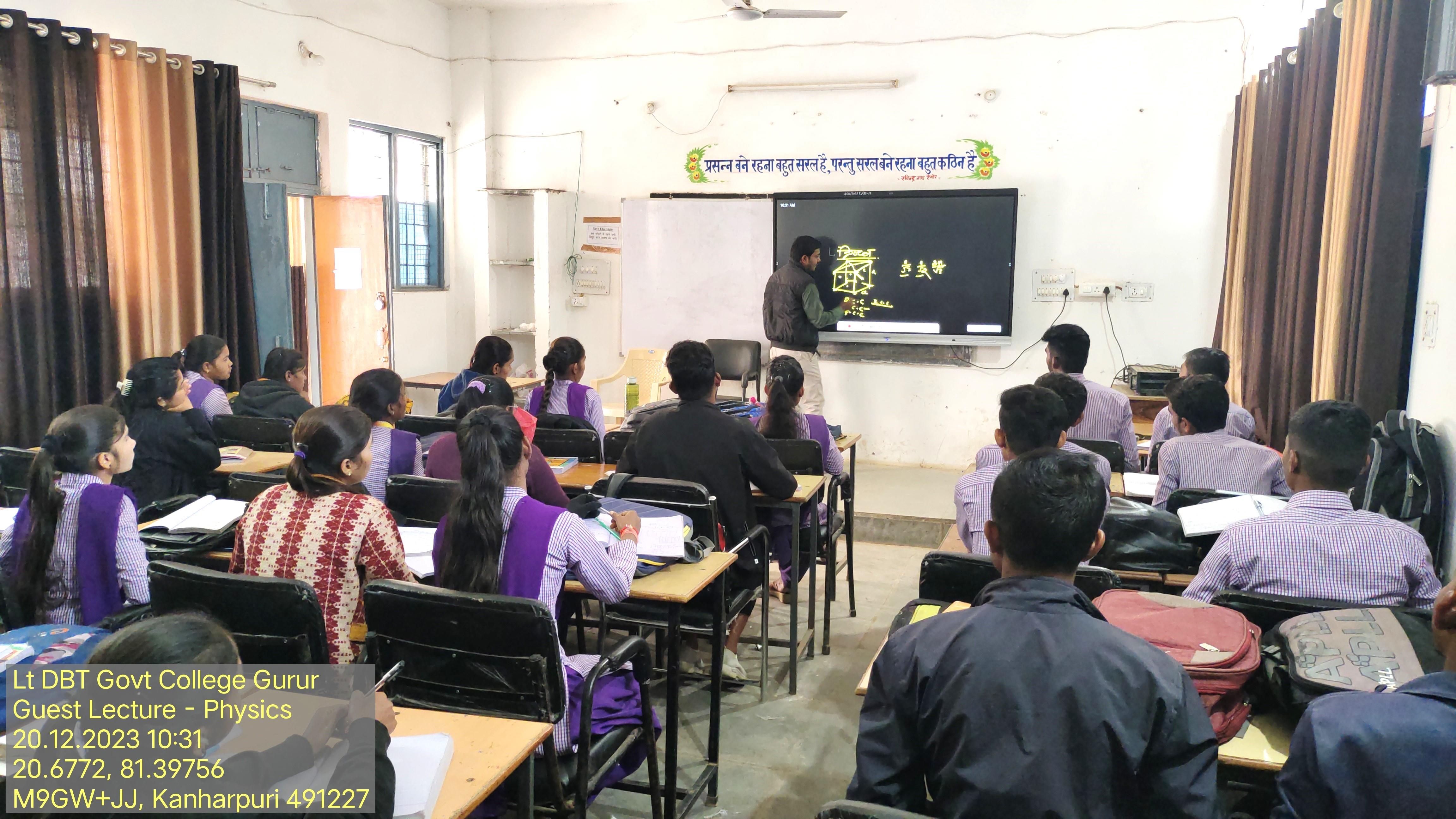 Guest Lecture on Crystal Structure - Photo Govt. college Gurur